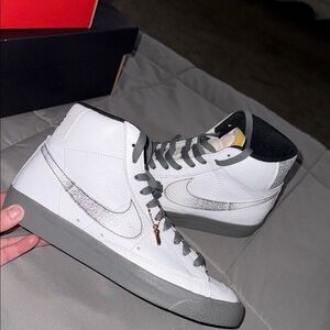 Nike White and Gray Sneakers